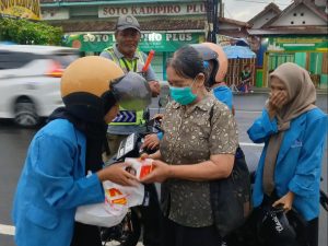 Tarbiyah Berbagi HIMAPAI x HIMATIKA