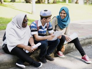 Pentingnya Pendidikan Keagamaan dalam Membangun Karakter Generasi Muda